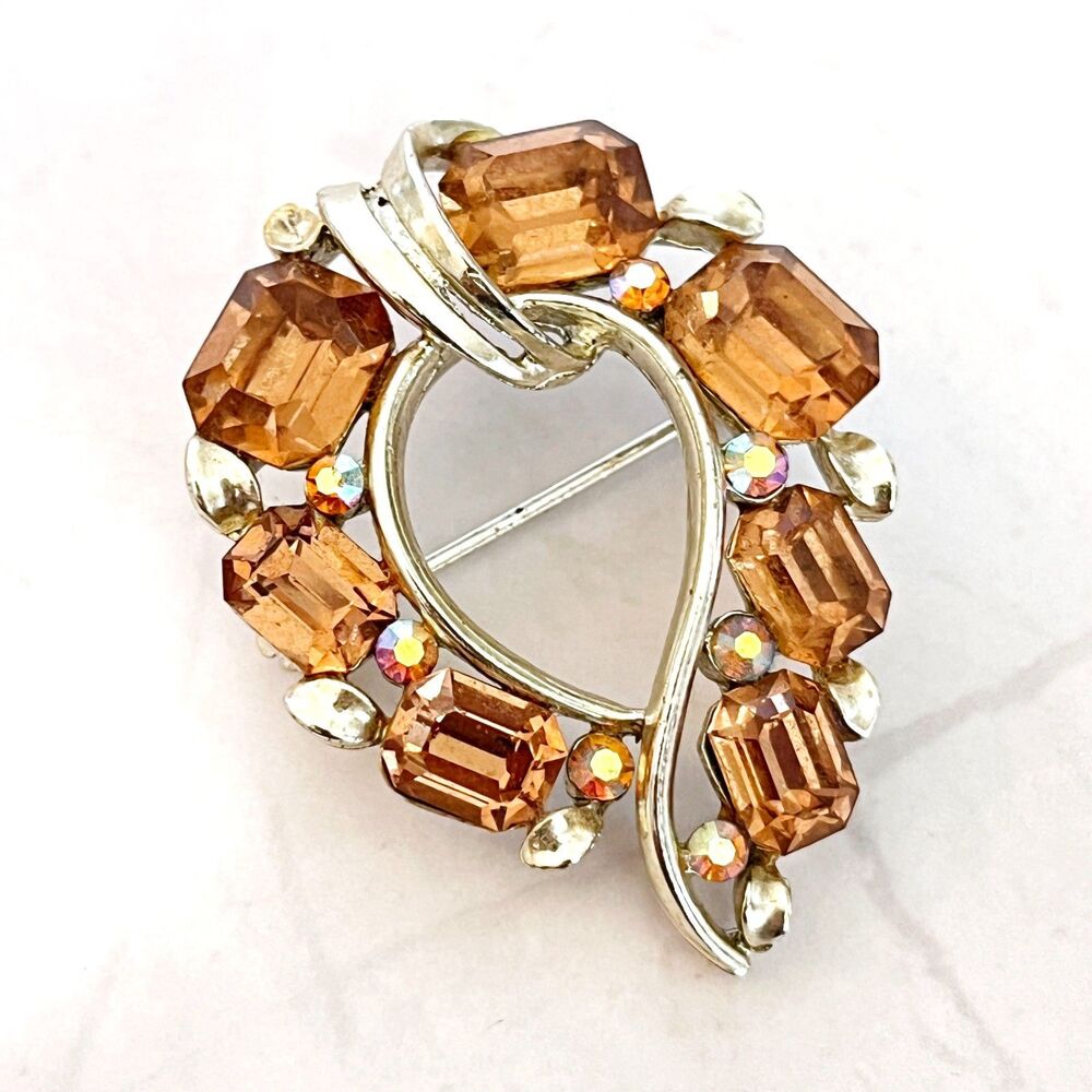 Vintage Lisner Amber Chocolate Brown Rhinestone Goldtone Brooch Pin